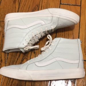 VANS OFF THE WALL 7 men 8 1/2 woman